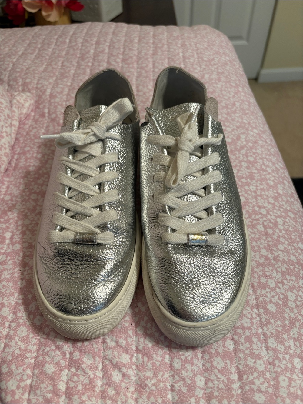 Sam Edelman Silver Metallic Textured Leather Sneaker